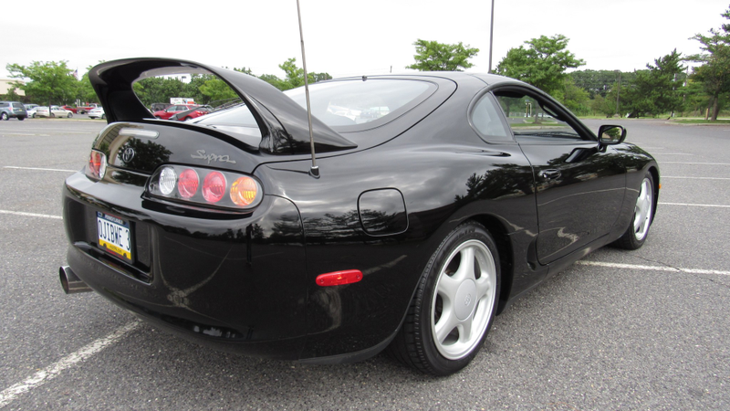 Illustration for article titled Here’s Your Chance to Hopelessly Watch Another Low-Mileage 1994 Toyota Supra Slip Out of Your Price Range